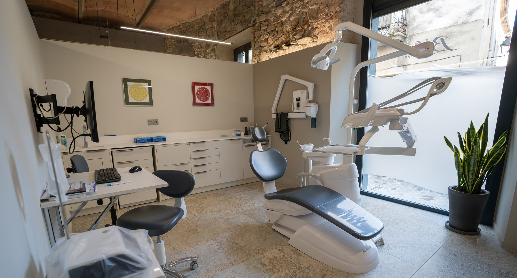 CAN MOLINER, LA SEU DE BIA LIVE CENTRE DE SALUT